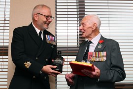 Harry Johnson (right) with WO1 Andy Knox