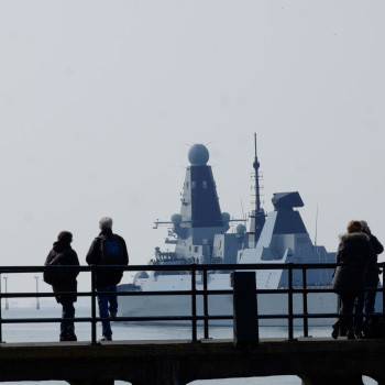 Destroyer leaving with HMS Queen Elizabeth
